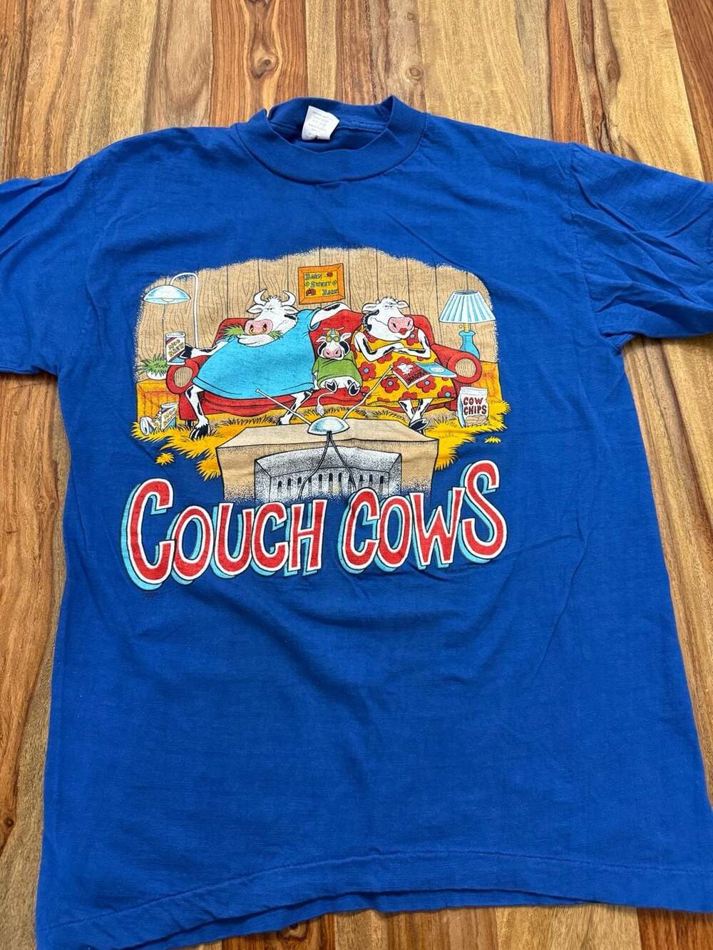 Vintage 90s Sun Sportswear Couch Cows Cartoon T-Shirt Large